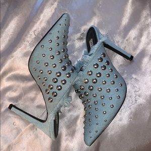 Super cute half pumps